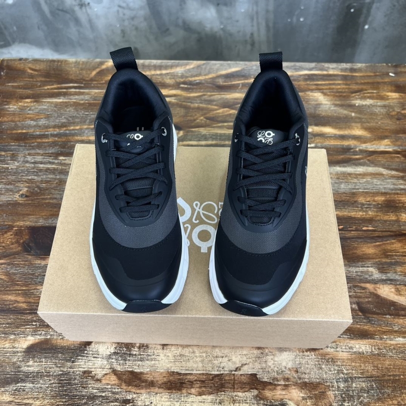 Loewe Sneakers